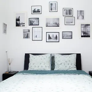 Fred's Guest Room, Vieuxport, Climatise, Friendly Privatunterkunft Marseilles